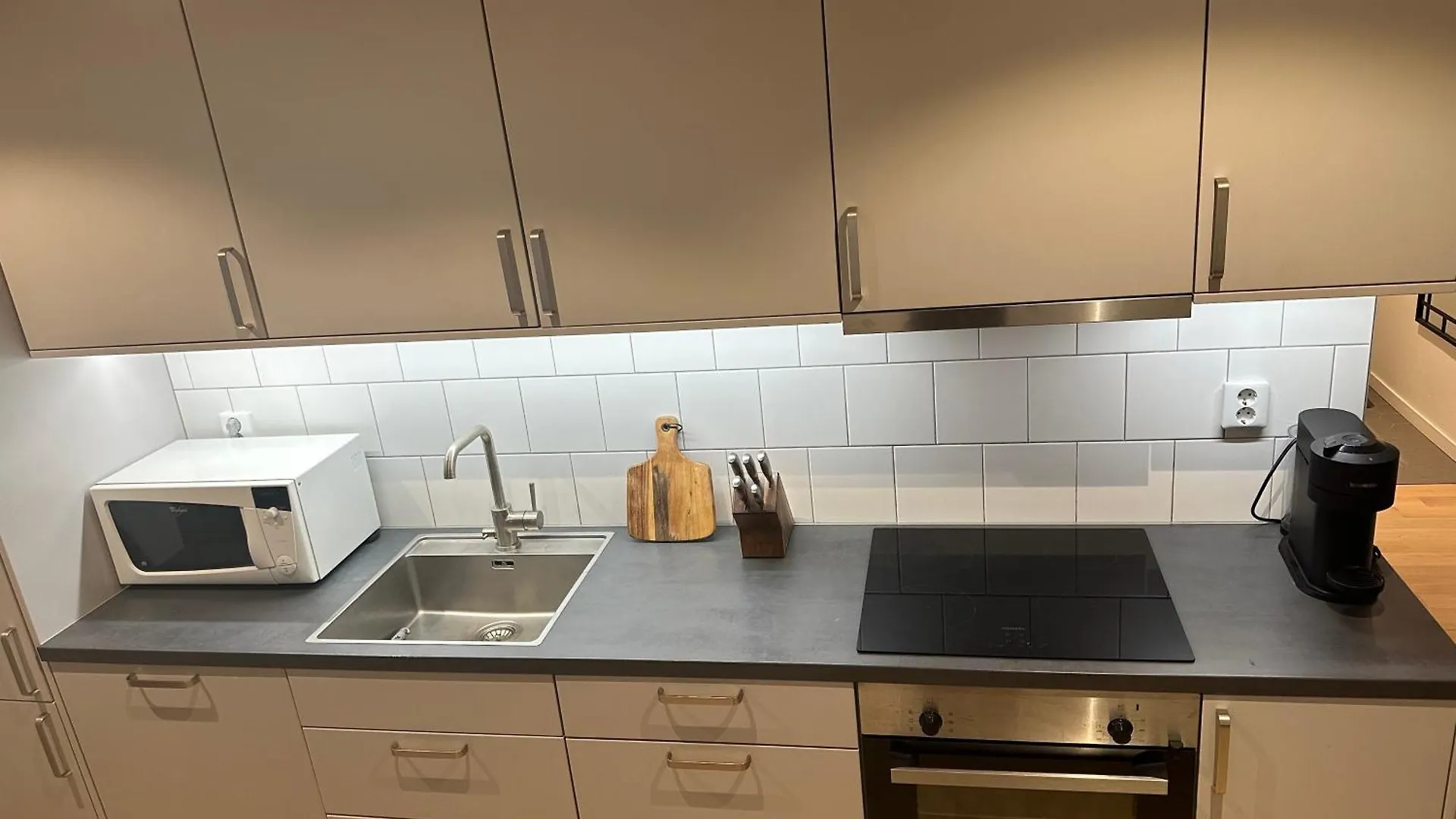 Central City Apartment B Stockholm